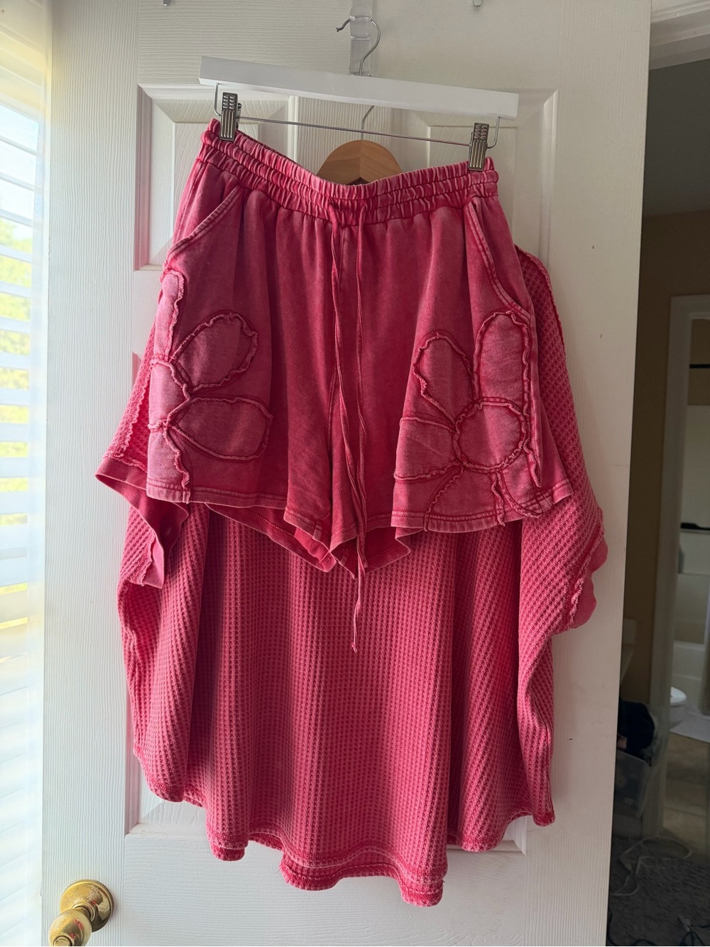 easel Red/Pink Drawstring Short Set with Floral Appliqué